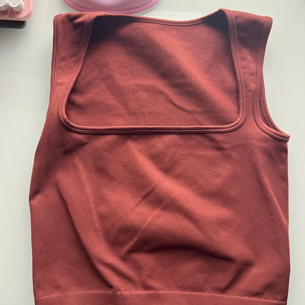 Brown square neck Top - Picture 4 of 4
